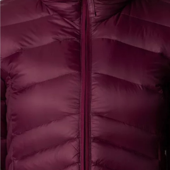 I am selling a Columbia Womens Autumn Park Down Hooded Mid Jacket. Size Small - Picture 5 of 9